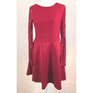 Glamorous Women's Red Lace Long Sleeve Skater Dress Size M